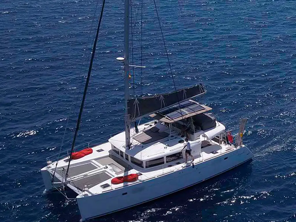 blue-ocean-yacht-charter-tenerife-sunshine-rent (1)