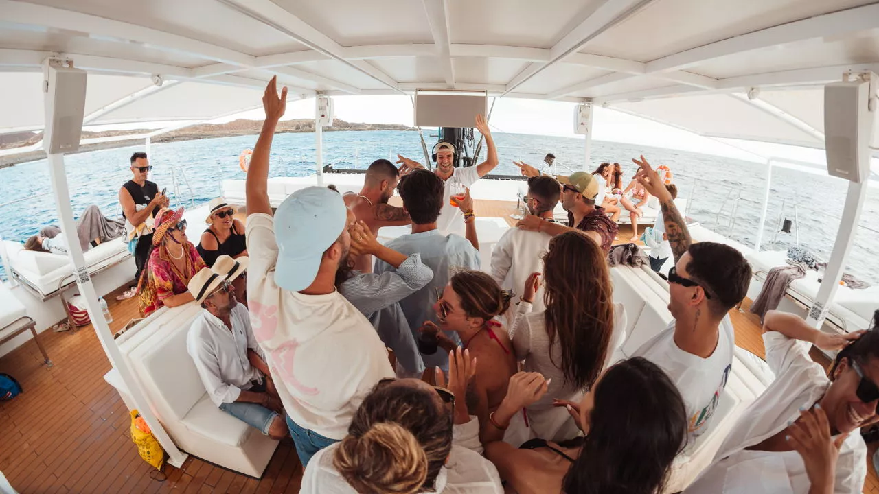 five-star-boat-tenerife-sunshine-rent (13)