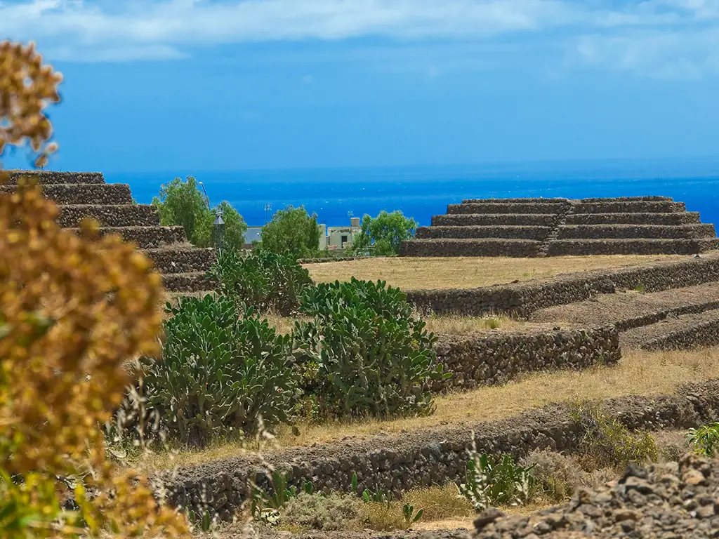 Pirámide De Güímar