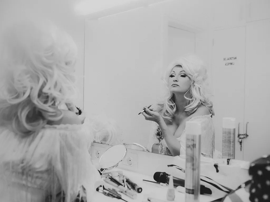 the-wild-south-dinner-show-tenerife-sunshine-rent (3)