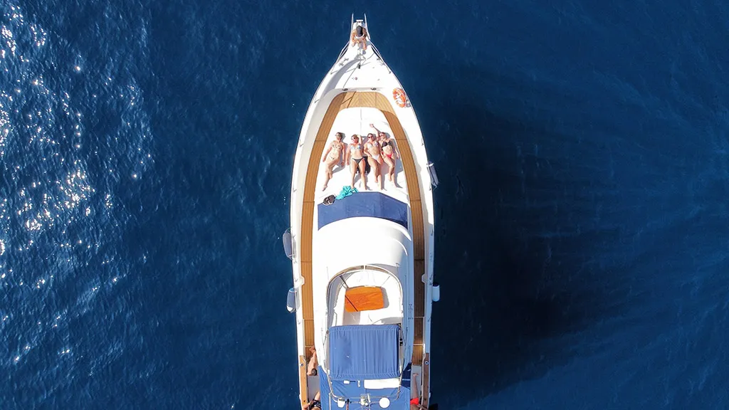 vulcano-ocean-charter-tenerife-sunshine-rent (1)